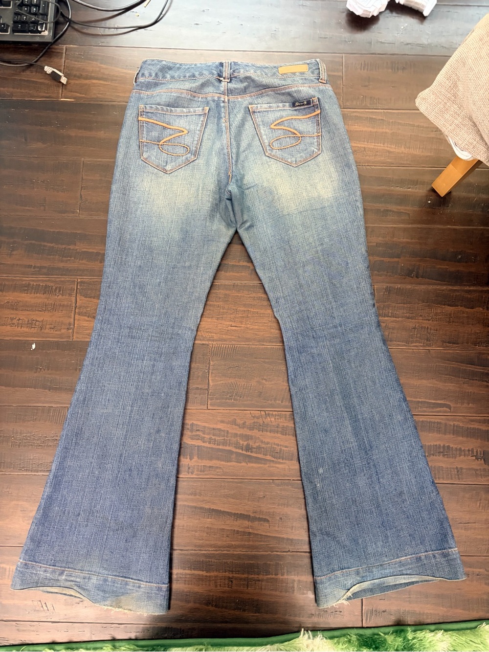 Seven7 Light Blue Flare Jeans Size 30 - Picture 3 of 7